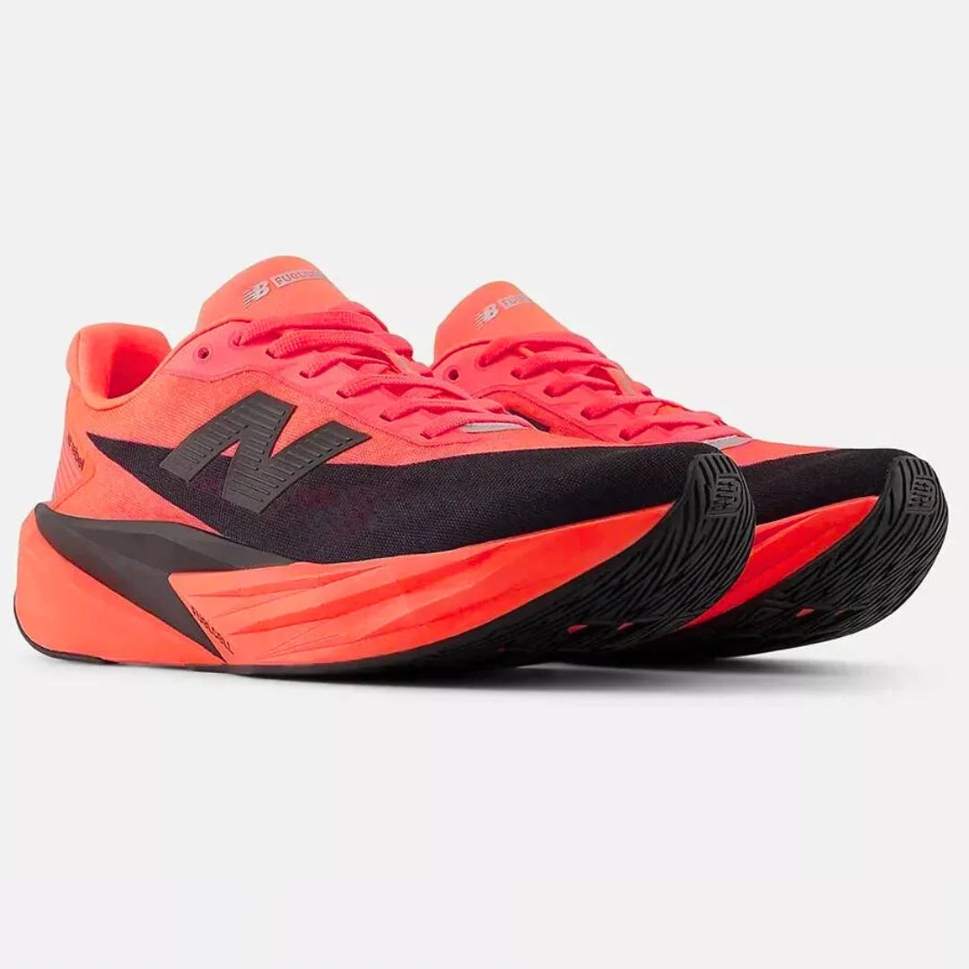 Zapatillas Fuelcell Rebel V5 - Rojo Negro Urgente