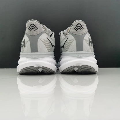 Zapatillas Clifton 9 – Gris