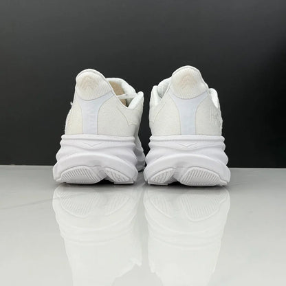 Zapatillas Clifton 9 – Blanco