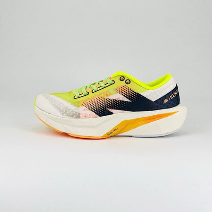 Zapatillas FuelCell Rebel V4 - Collor