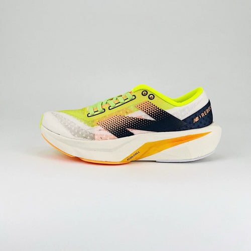 Zapatillas FuelCell Rebel V4 - Collor