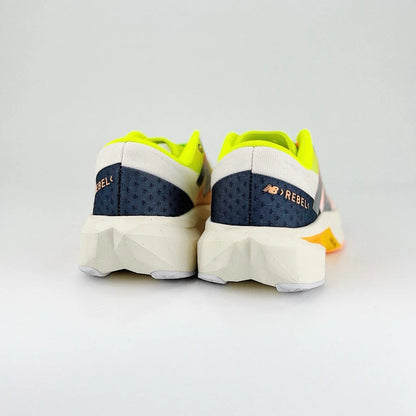 Zapatillas FuelCell Rebel V4 - Collor