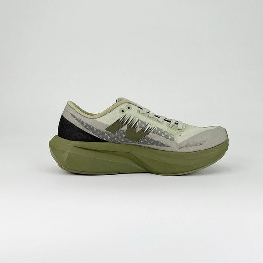 Zapatillas FuelCell Rebel V4 - Verde Militar