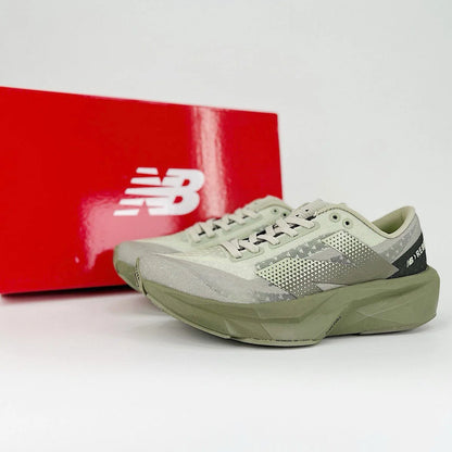 Zapatillas FuelCell Rebel V4 - Verde Militar
