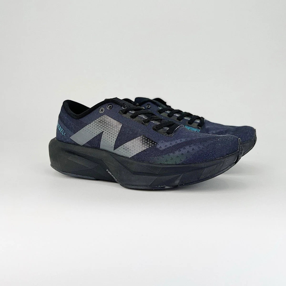 Zapatillas FuelCell Rebel V4 - Balck/Black