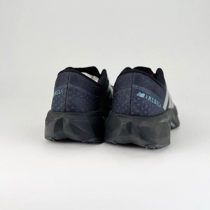Zapatillas FuelCell Rebel V4 - Balck/Black